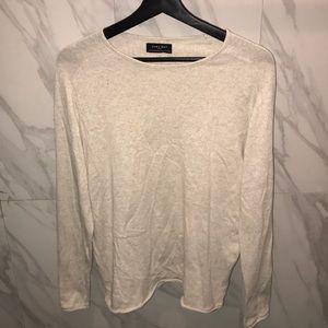 Light Long Sleeve Tee